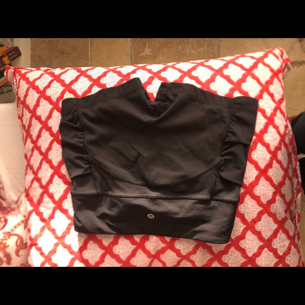 Lululemon booty shorts
